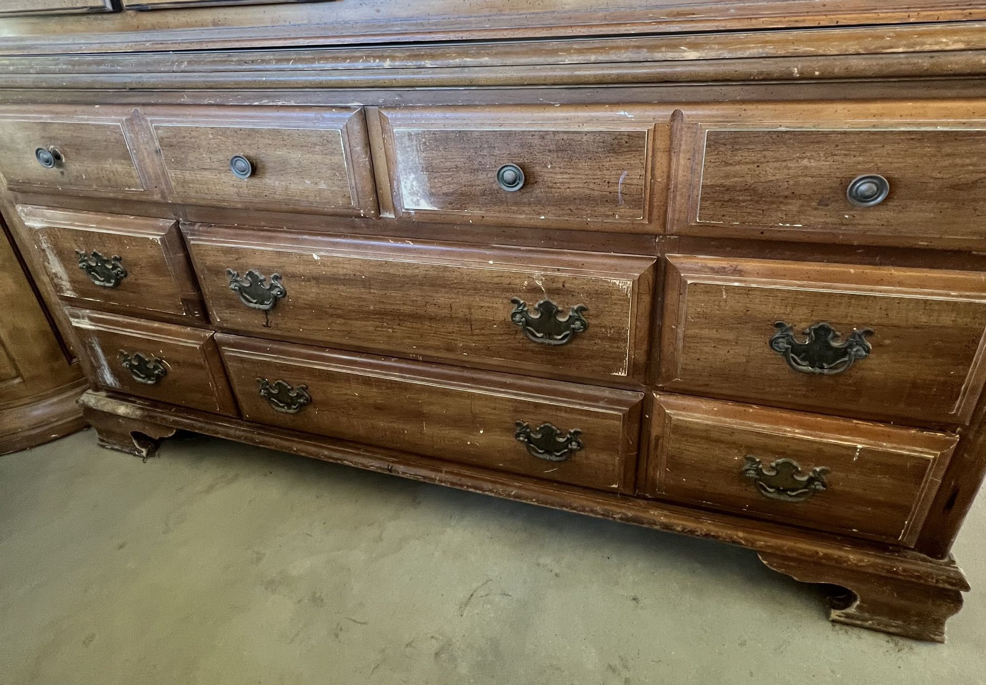 Mueble Madera Sólida