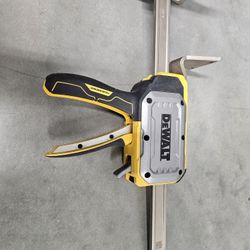  DEWALT TOUGHSERIES Construction Jac