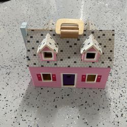 Melissa And Doug Fold & Go Dollhouse