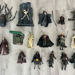 This is a collection of vintage Toy Biz The Lord of the Rings action figures and accessories