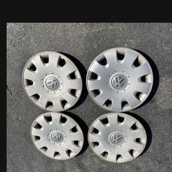 4 - 15in VW Passat Jetta Golf Rabbit Wheels Cover !!