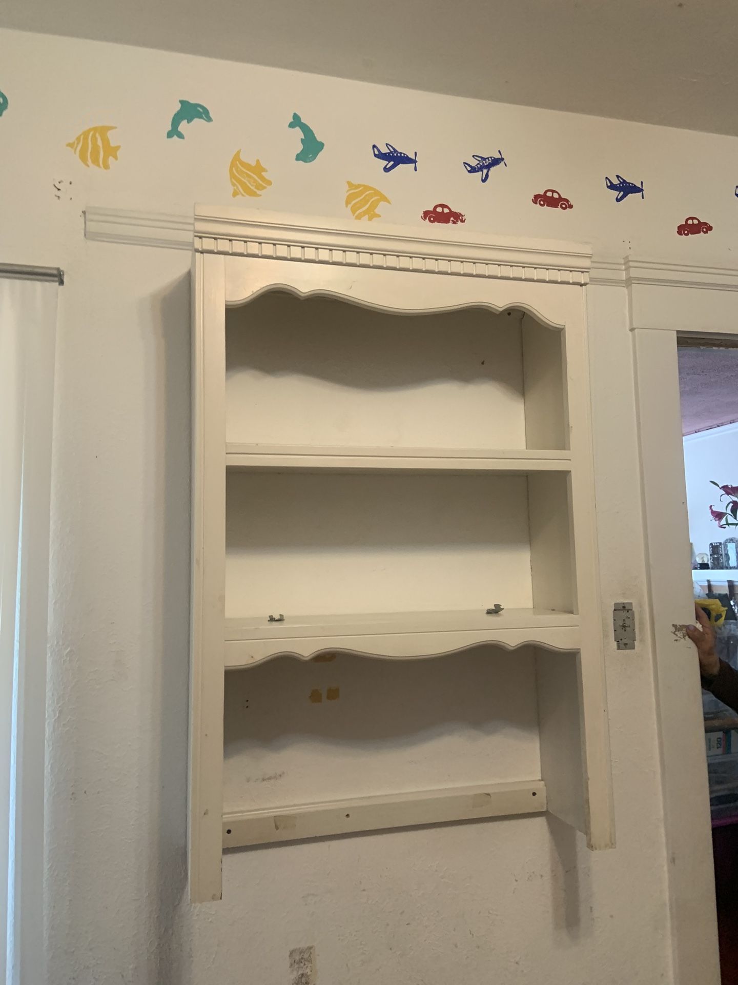 White Shelf