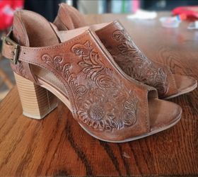 Roper Sandals