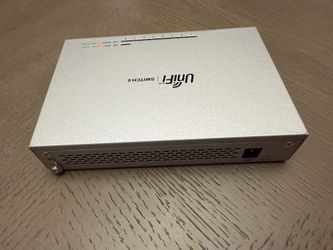 Ubiquiti Unifi 8 port gigabit switch model US-8