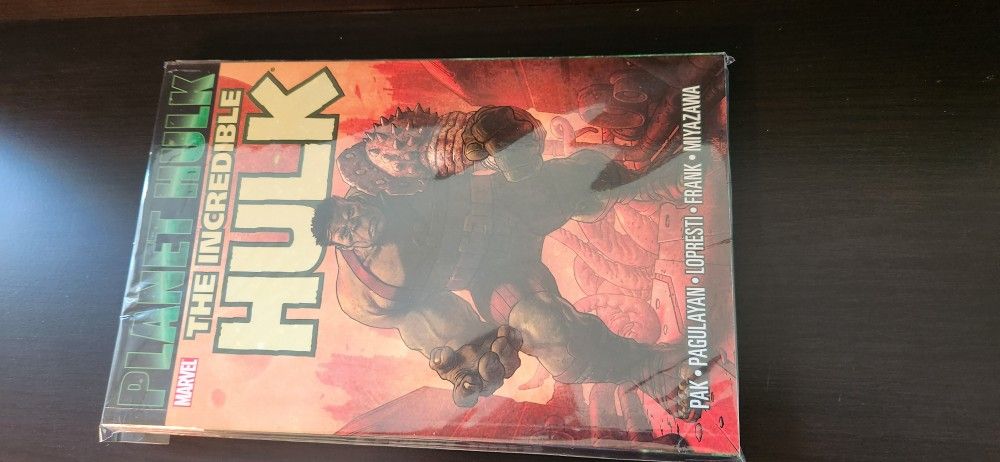 3 World War Hulk Graphic Novels