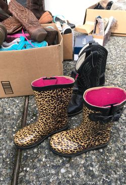 Cheetah print rain boots size 12-13