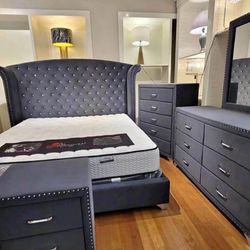 New 4pc Bedroom Set In Box 📦