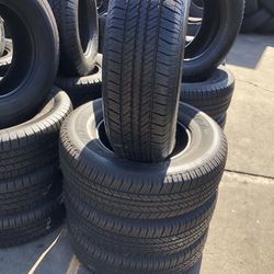 Set Of Bridgestone P265/70/17 Used