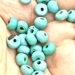 Lot Of Turquoise Donut Beads  411
