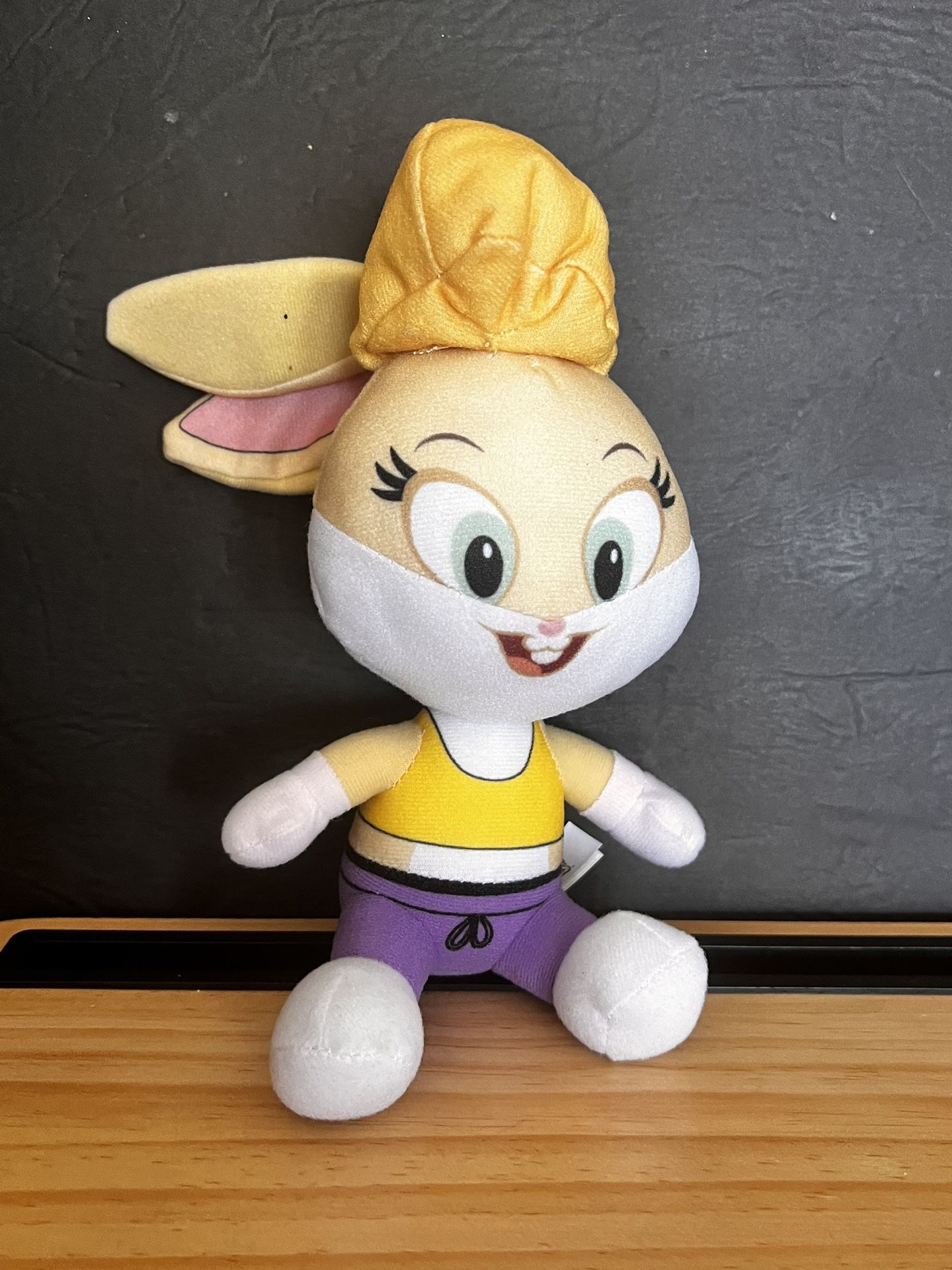 LOONEY TUNES LOLA BUNNY 11 INCH (to Top Of Ears)