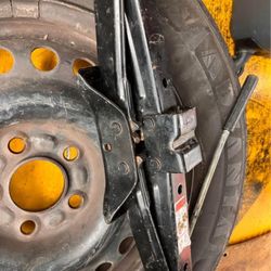 FREE wheel 205/65R15 with jack