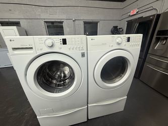 LG washer and Dryer Set “27 ( Lavadora y secadora )
