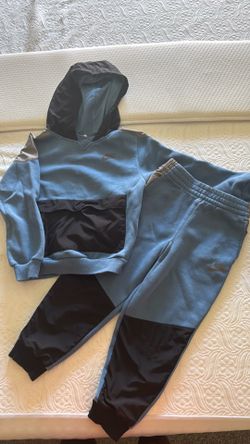 Size 7 Tri Color Nike Sweatsuit