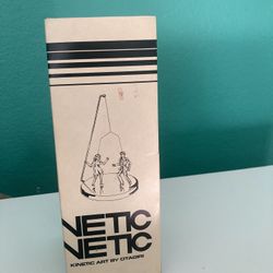 Magnetic Kinetic Dancing Couple Vintage 