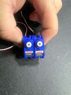 2 traxxas 2065 sub micro Servos.