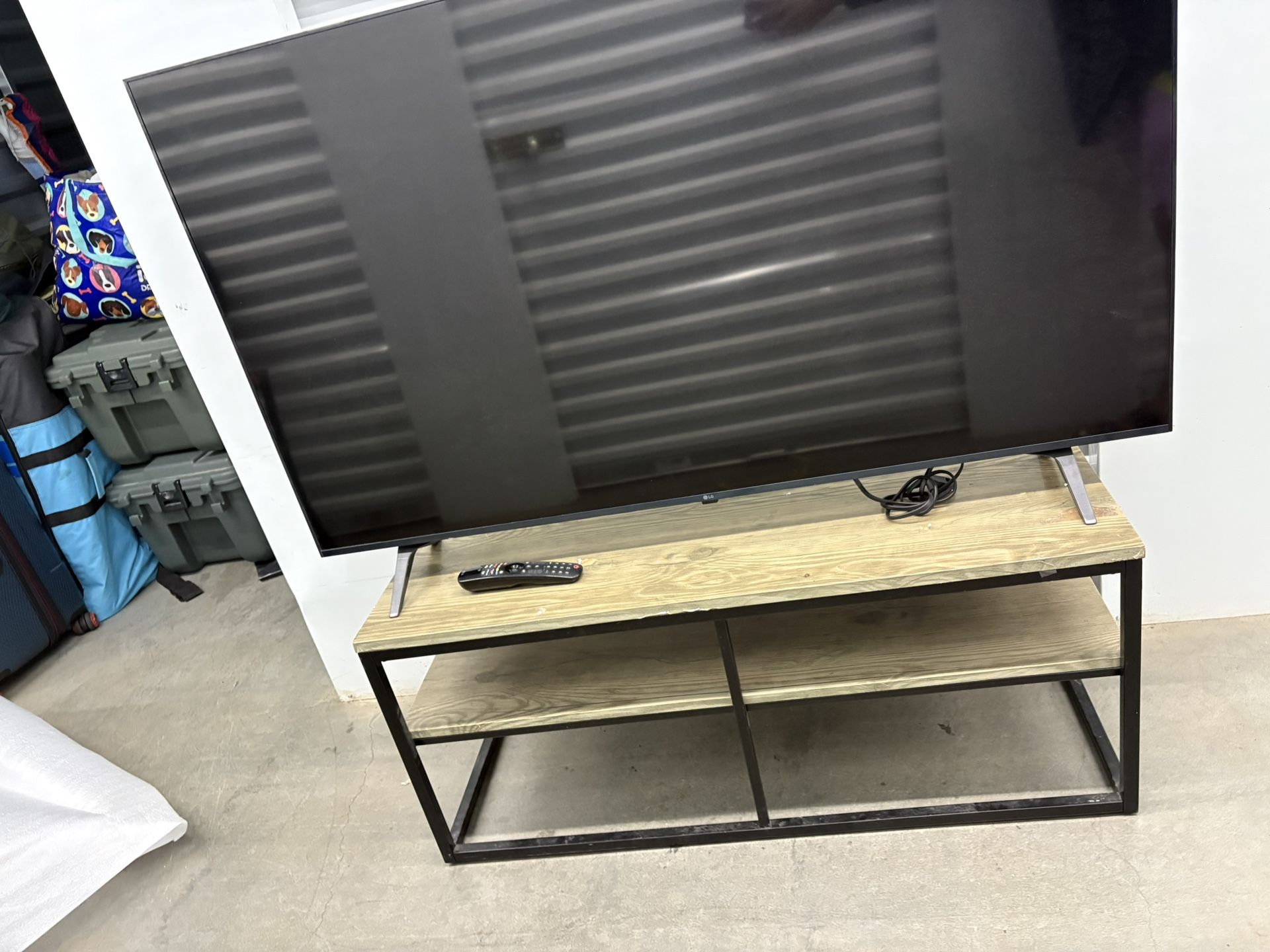 55” LG Smart TV – Great Condition!