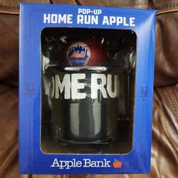 New York Mets Home Run Apple Giveaway