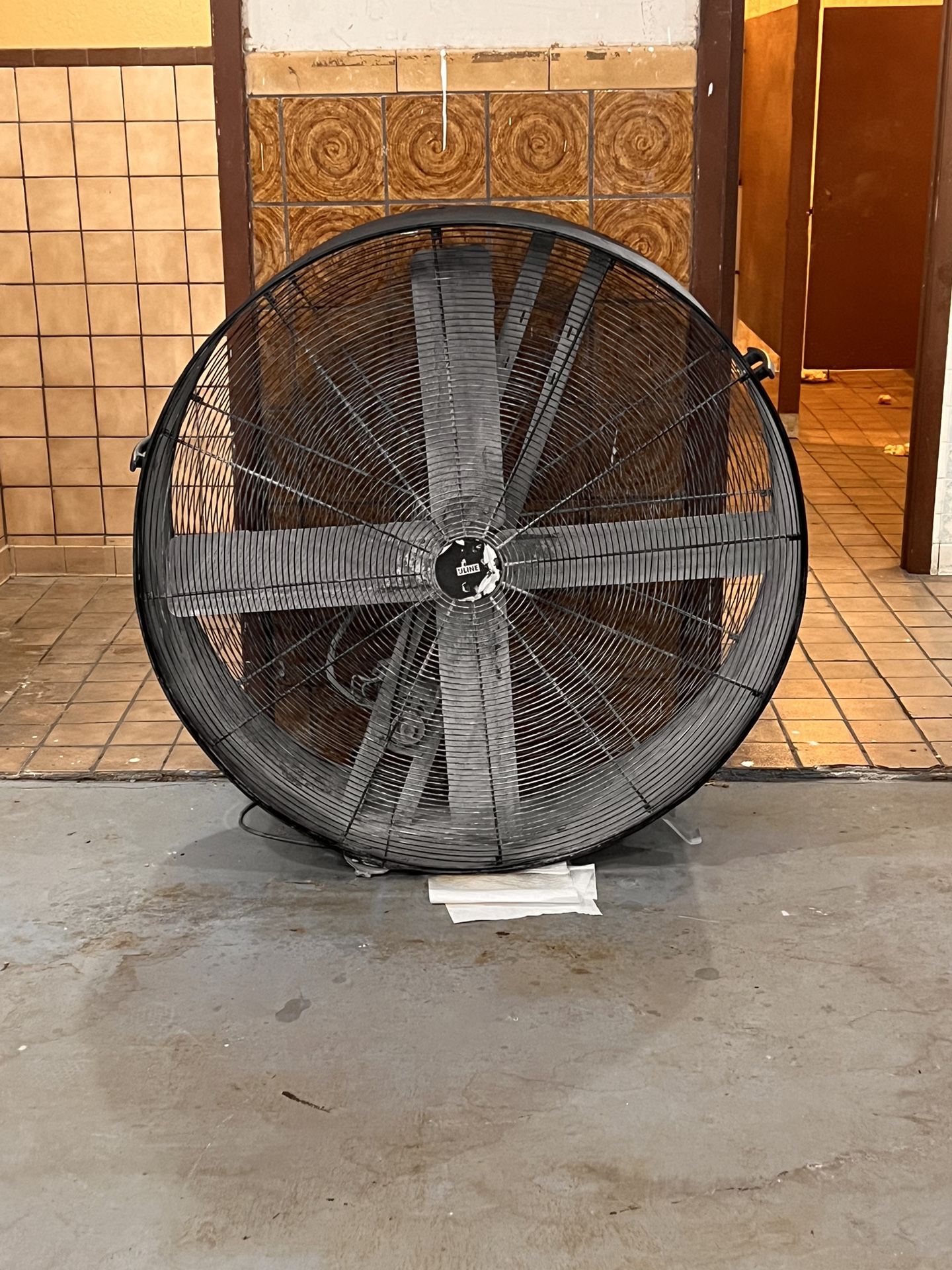 48in Uline industrial fan