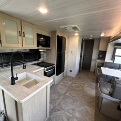 2023 Forest River 32BHDS