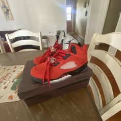 Jordan 5 Raging Bull