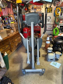 elliptical Nautilus ne2000 elliptical