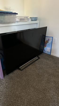 Sony 48” Full HD TV – Works Perfectly!