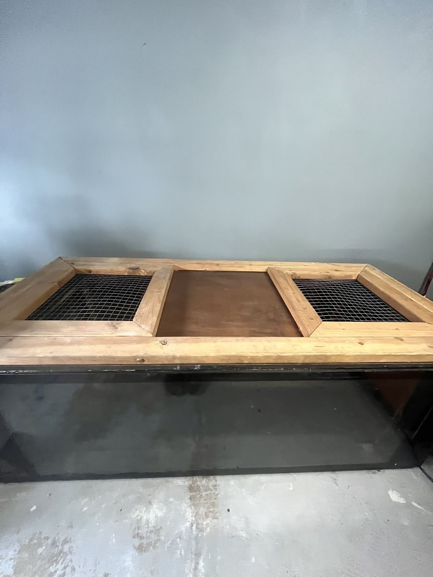 reptile enclosure/cage