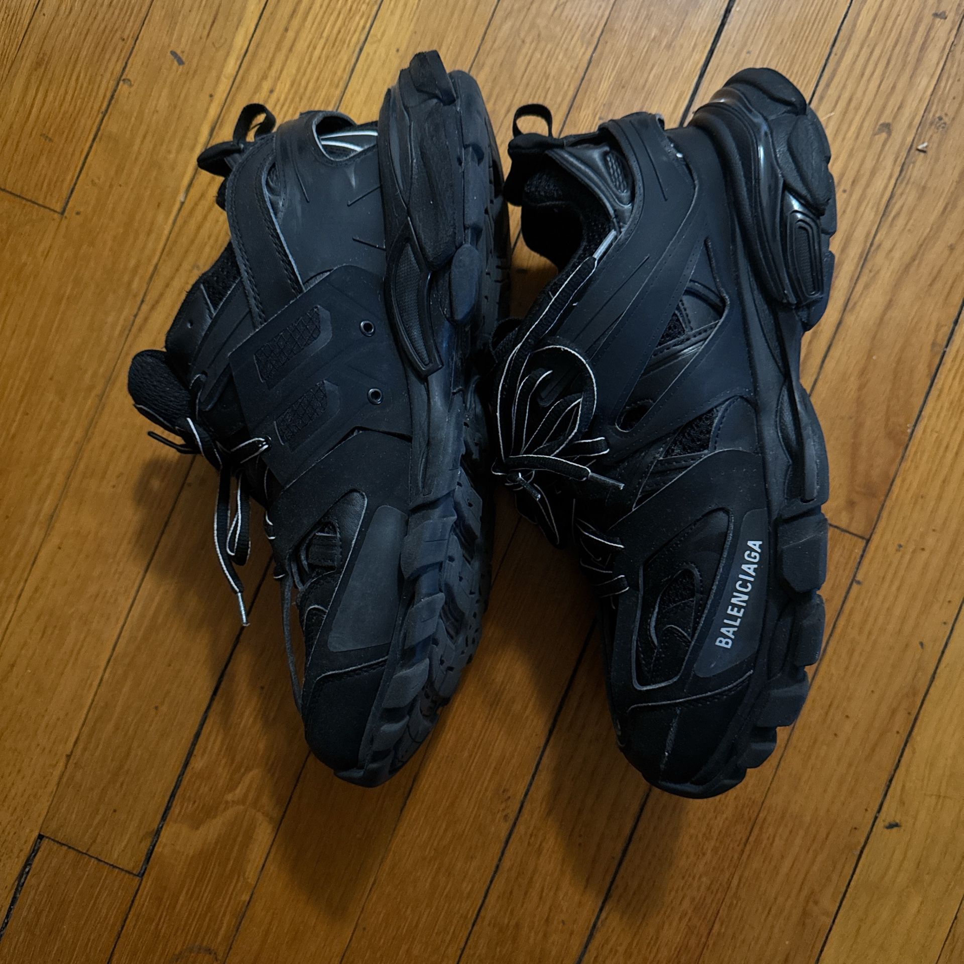 Balenciaga Track Runner