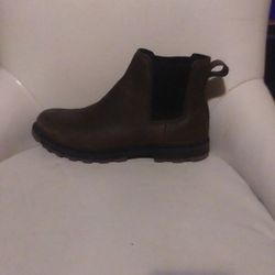 *SOREL BOOTS SIZE 81/5 MENS*