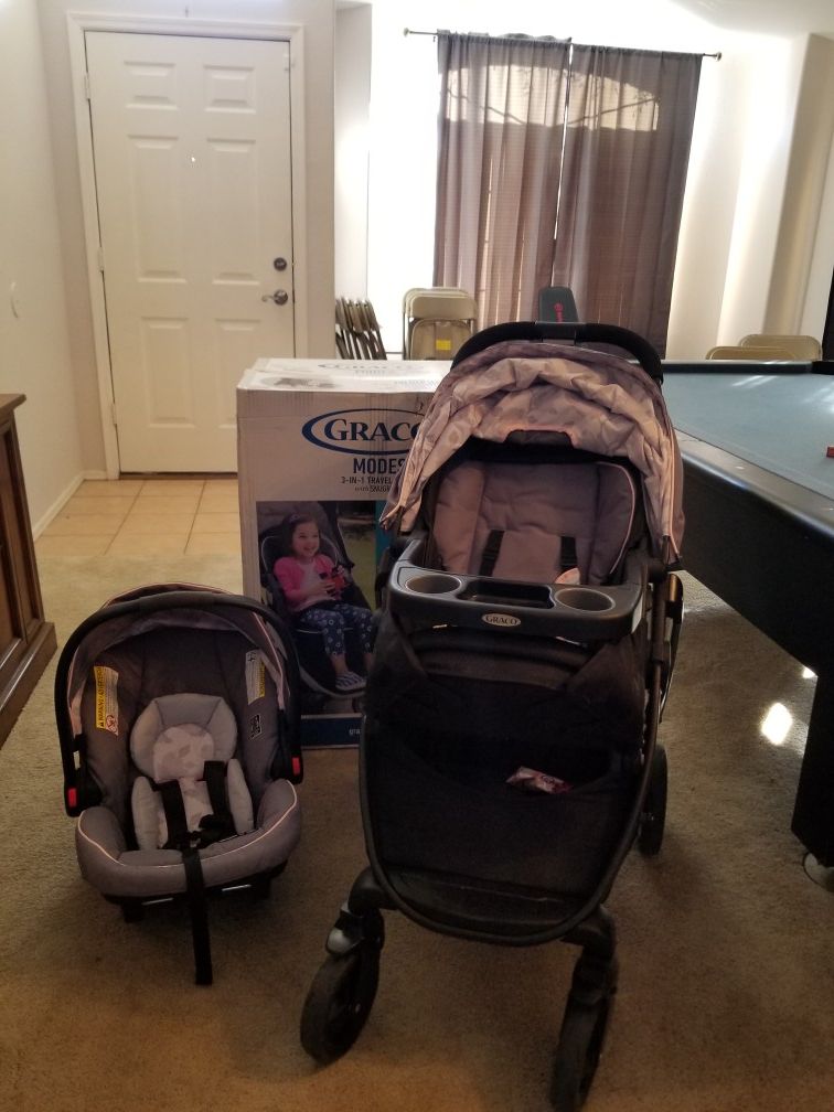 Graco Modes Click Connect Travel System (Diana Fashion)