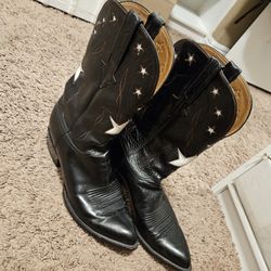 MENS LUCCHESE BOOTS/VEST