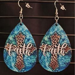 Faith Earrings 