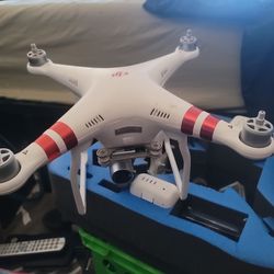 Dji Phantom 3. Selling Parts! Won't Charge And Selling As Is 