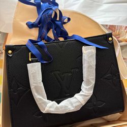 LOUIS VUITTON BAG 