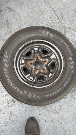 Old Chevy wheels 14