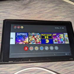 Nintendo Switch (No Joy Cons)