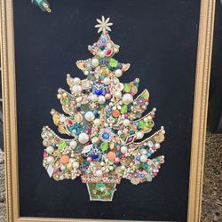 Light Up Framed Jewelry Christmas Tree