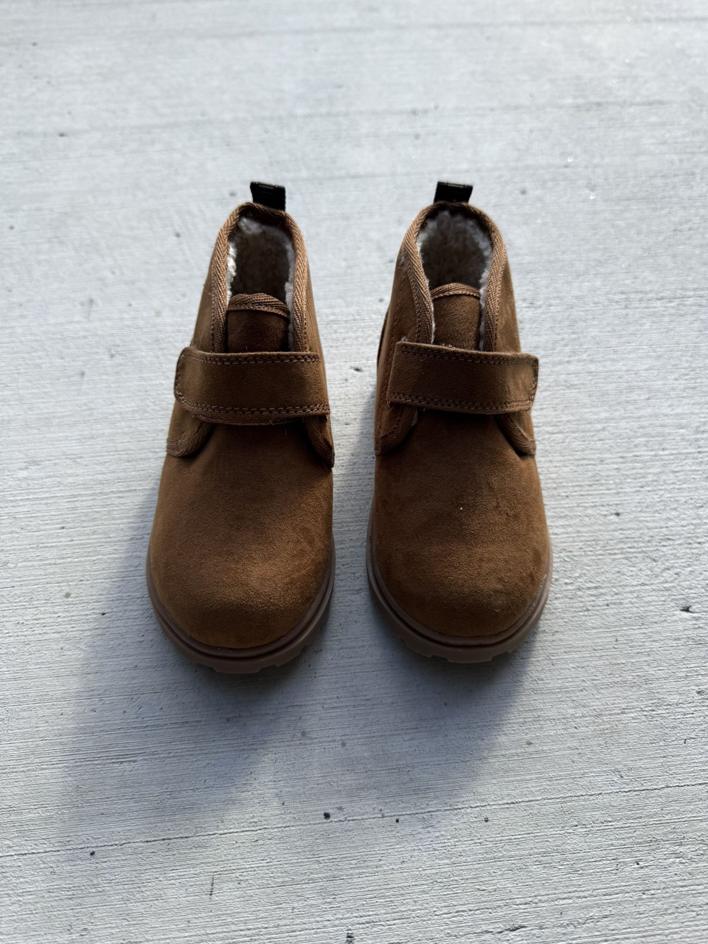 Cat & Jack Sherpa Lined Chukka Boots