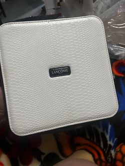 Beautiful Makeup Travel Case Bag with organizer