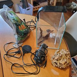 Five Gallon Fish Tank And Accessories