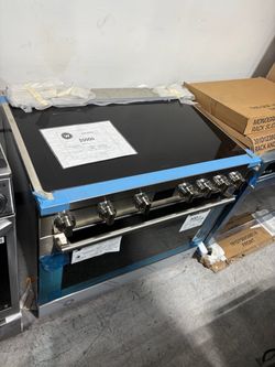 Electrolux Induction Freestanding Range 36” inch!