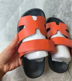 Women’s sandal