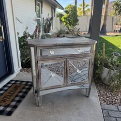 Shabby Chic Mirrored Cabinet 