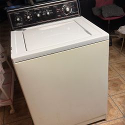 Old Washer Machine For Parts Only!!!