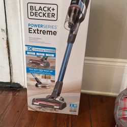 Black & Decker Vacuum