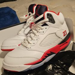 9.5 Air Jordan 5 Reteo OG