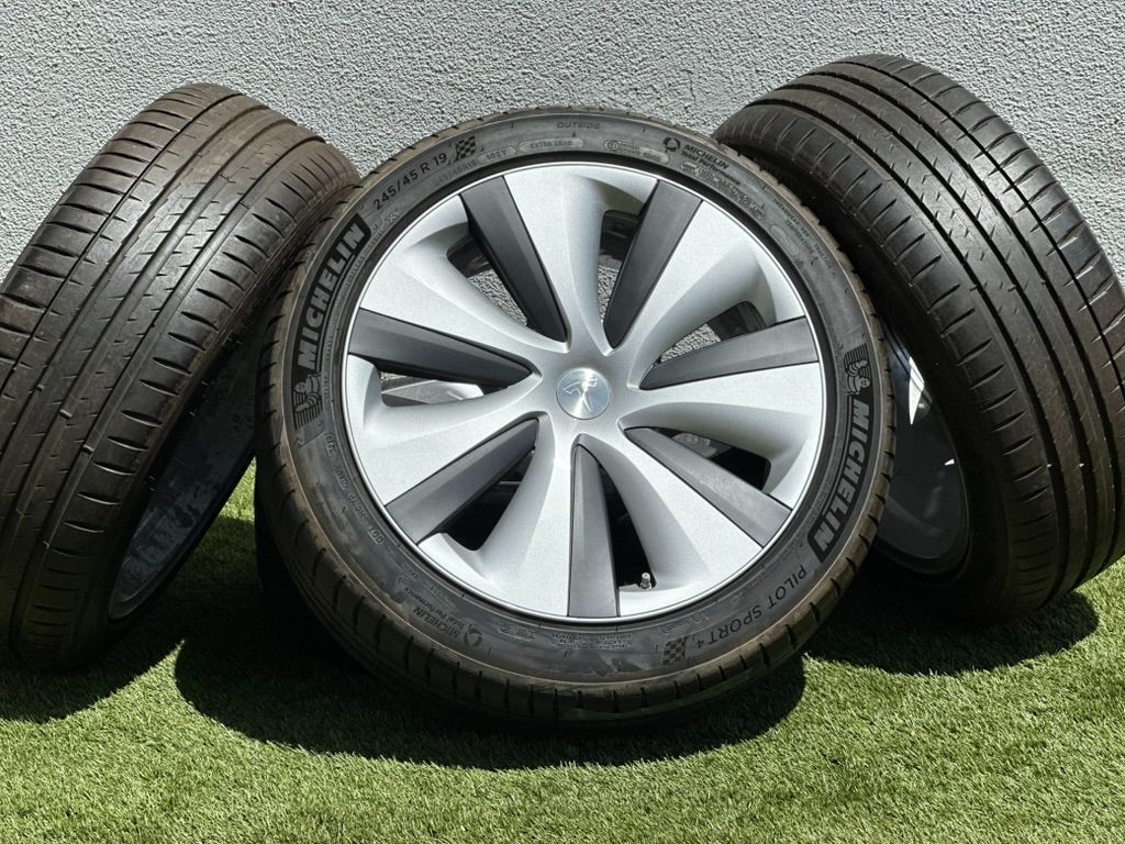 NEW 19” Tesla Model S Wheels Model X Gemini Factory oem rims 5x120 Michelin Tires 245/45R19
