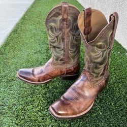 The Ariat Men's Turnback Square Toe Leather Cowboy Boot in size 10D