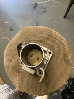 Mustang 86-93 65 mm throttle body