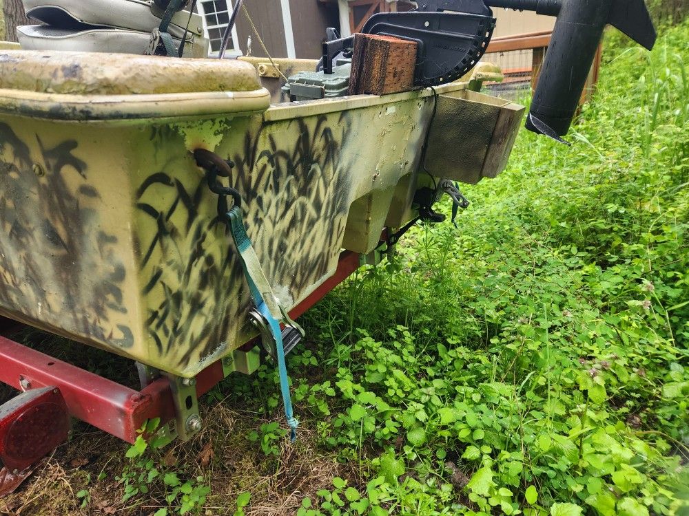 11 Ft Livingston And Harborfreight Trailer Sale Or Trade